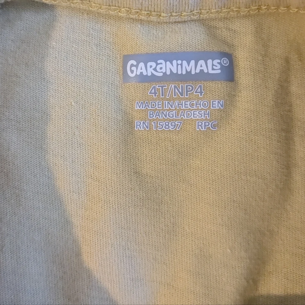 Lot of 4 long sleeve girls tops
